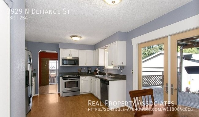 Photo - 3929 N Defiance St