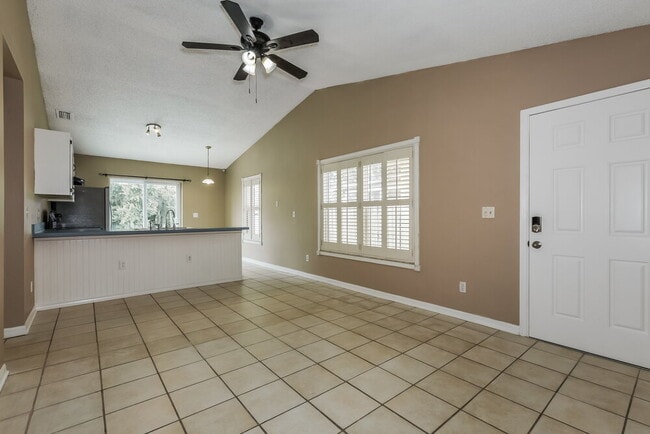 23033 Clearwater Pl