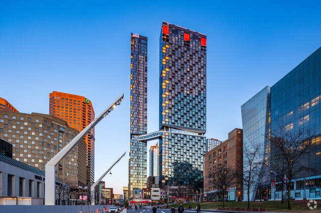 Building Photo - Maestria Apartments