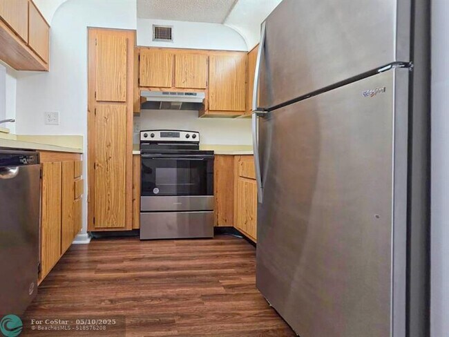 Photo - 11434 NW 45th St