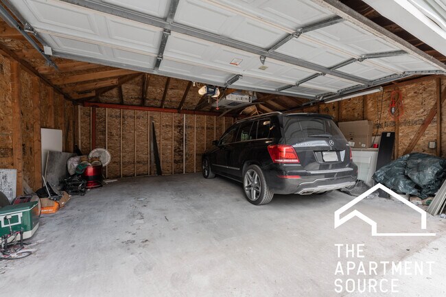 Photo - 2651 W Armitage Ave