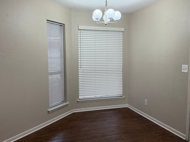 Photo - 115 Rattan Dr