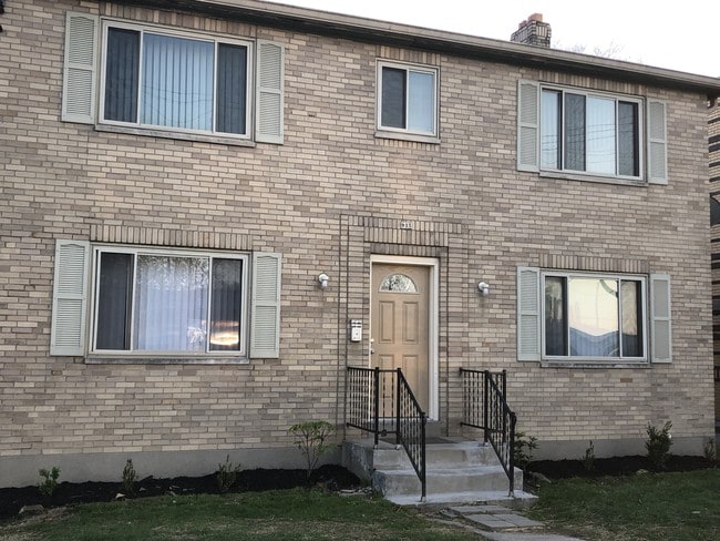 Building Photo - 935 Tennessee Ave Unit 3