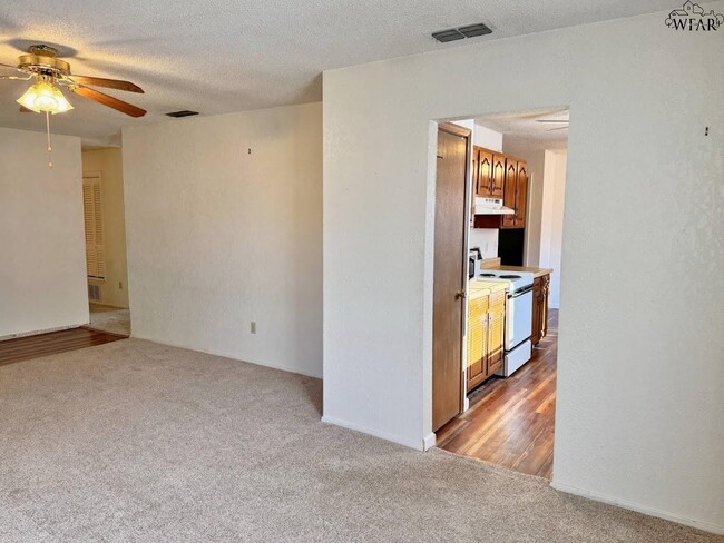 Photo - 1513 Hursh Ave