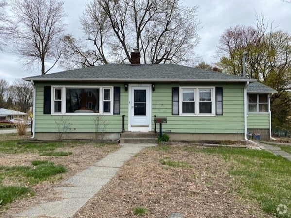 Building Photo - 397 Massasoit Rd Rental