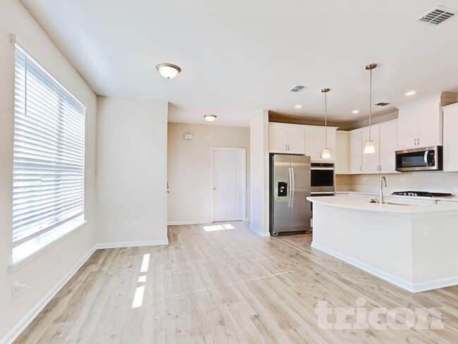 Photo - 191 Charlie Way