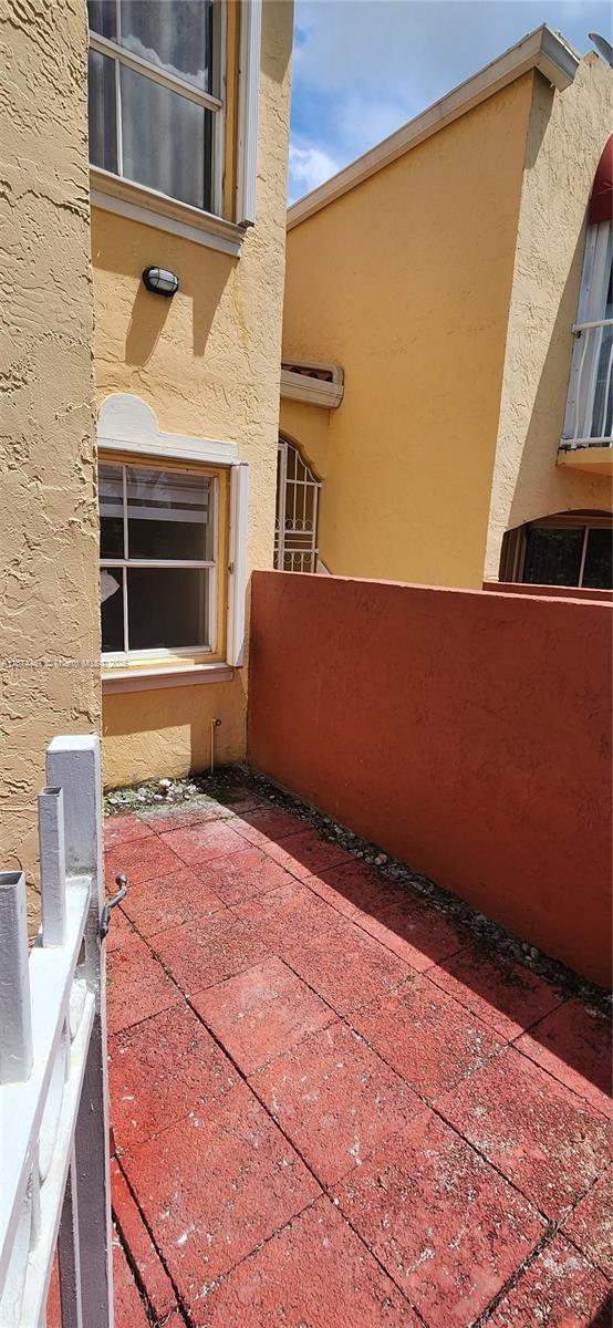 Photo - 8530 NW 3rd Ln Unidad 404-4