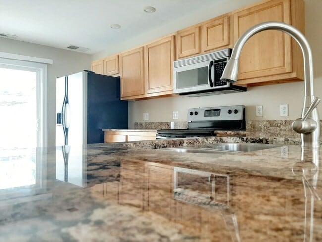 Photo - 2 Bed/1.5 Bath Townhouse with Garage - 8/5/2026