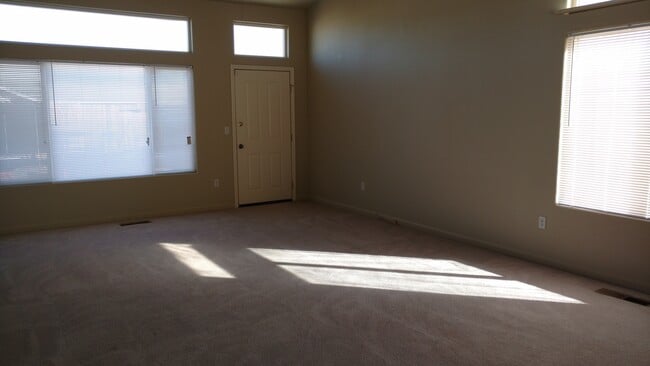 Photo - 3 Bedroom 2 Bath Charmer