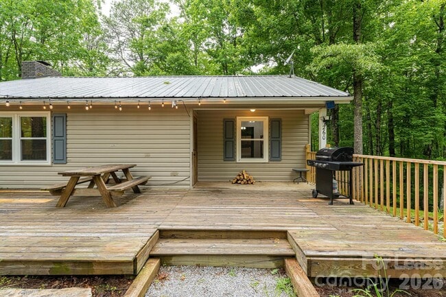 Photo - 260 Allison Hill Rd