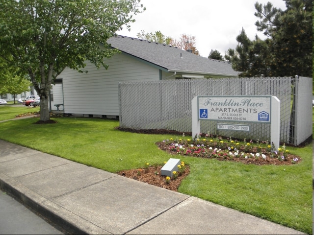 Photo - Franklin Place