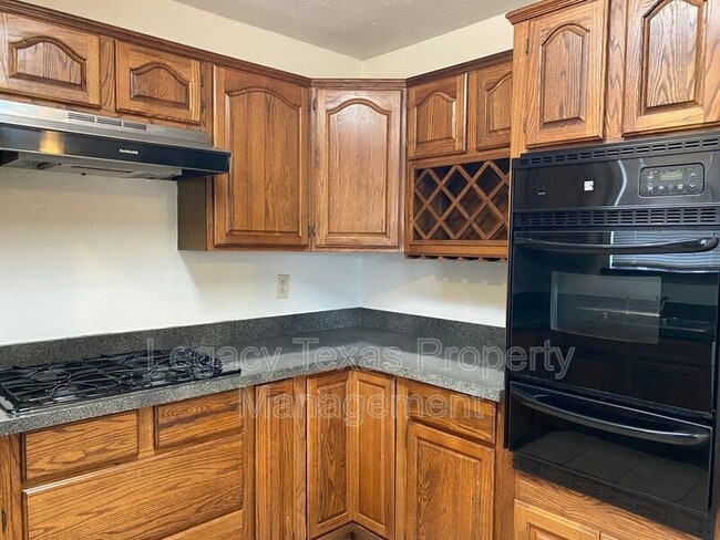 Photo - 1607 McAnear St