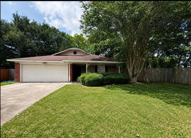 Building Photo - 1875 Westchase Dr