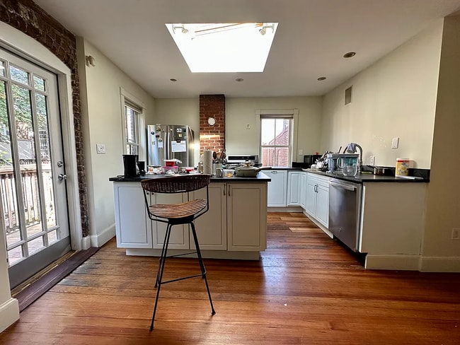 Photo - 151 Highland St Apartments Unit 2
