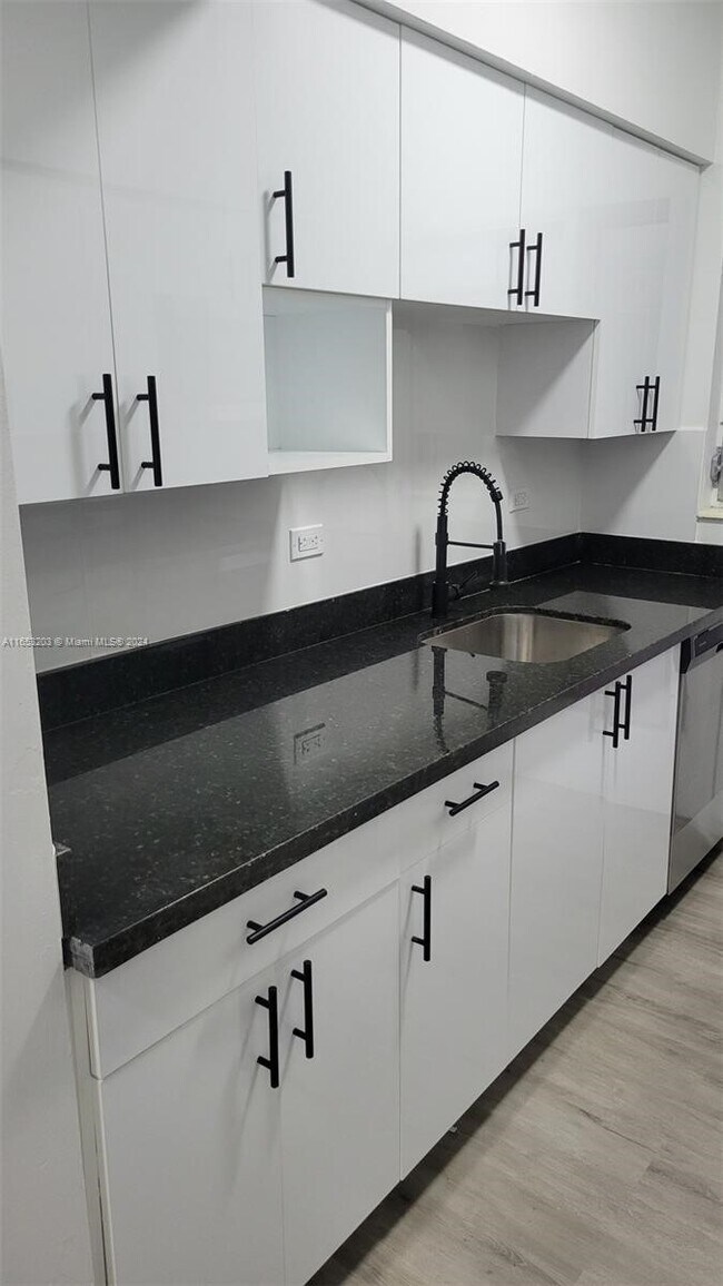 2121 Biarritz Dr Condo Unit 305 Condo for Rent in Miami Beach, FL