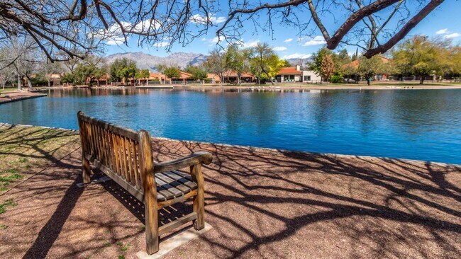 Photo - Spacious 2bd/2bath + Den home in gorgeous community (there's a lake!)