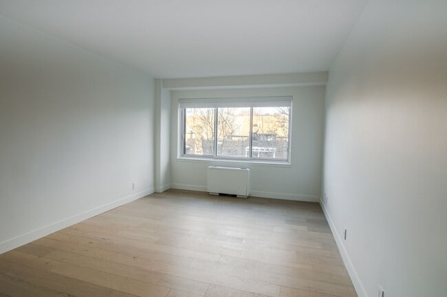 Photo - 4555 Av. Bonavista Unit 405