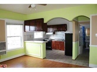 Photo - 2411 W 10th St