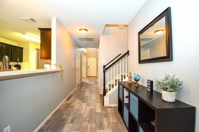 Photo - 11007 Shumard Oak Ct