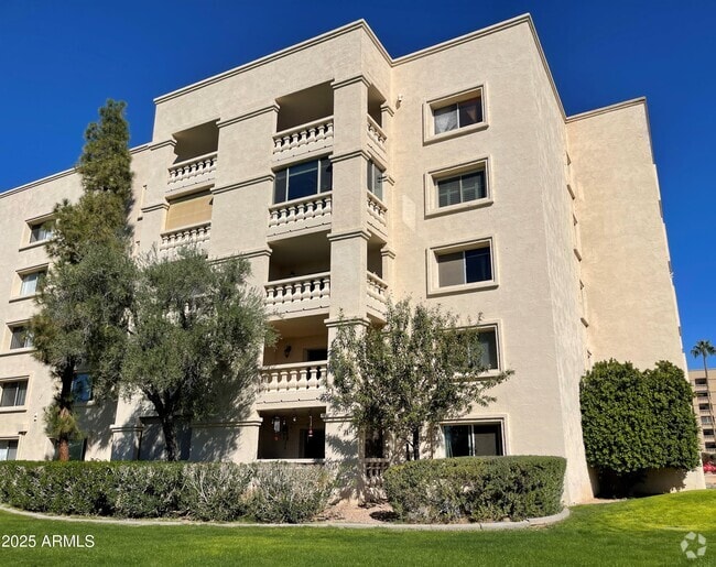 Building Photo - 7910 E Camelback Rd Unit 204 Rental