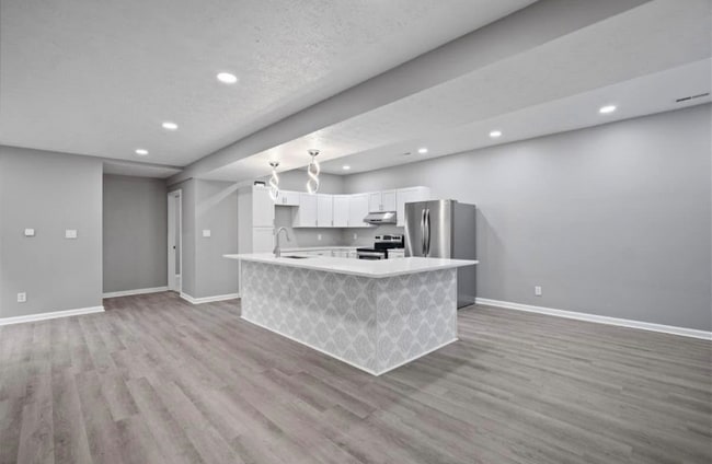 Photo - 846 N Parker Ave