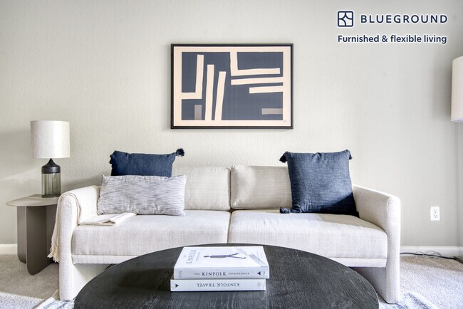 Photo - 1220 N Fair Oaks Ave Unidad FL2-ID839