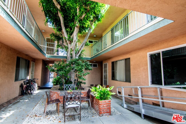 Photo - 4358 Berryman Ave Unit 14