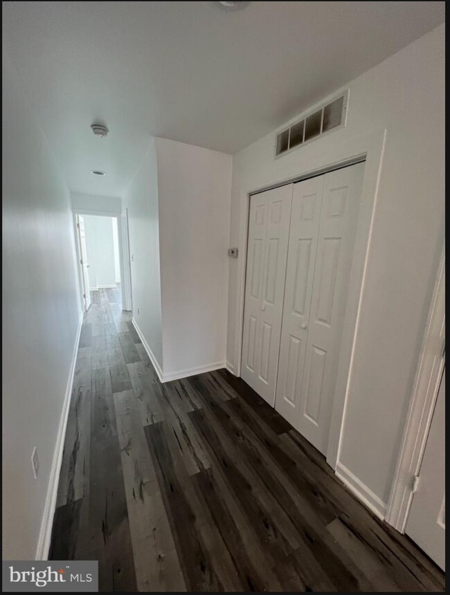 Photo - 206 S 53rd St Unit 2