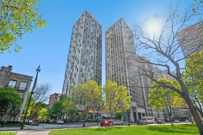 Photo - 345 W Fullerton Pky Condo Unit 801A