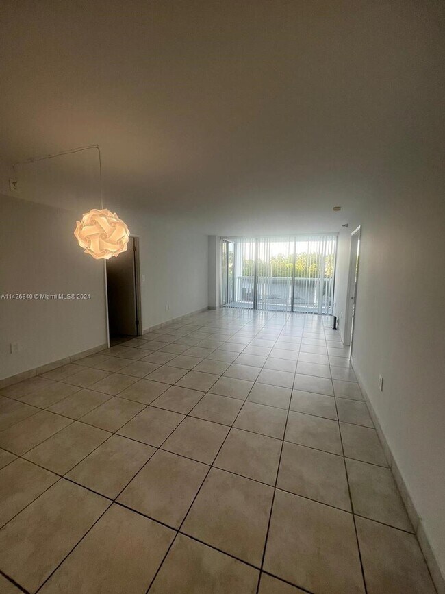 Photo - 20515 E Country Club Dr