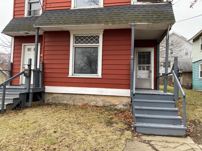 Front entrance - 820 Court St Apartments Unit 1