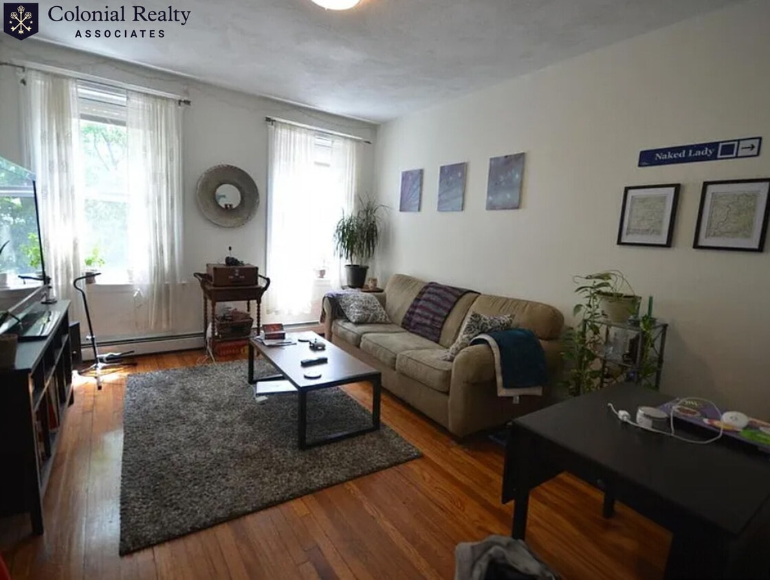 Photo - 82 Brainerd Rd
