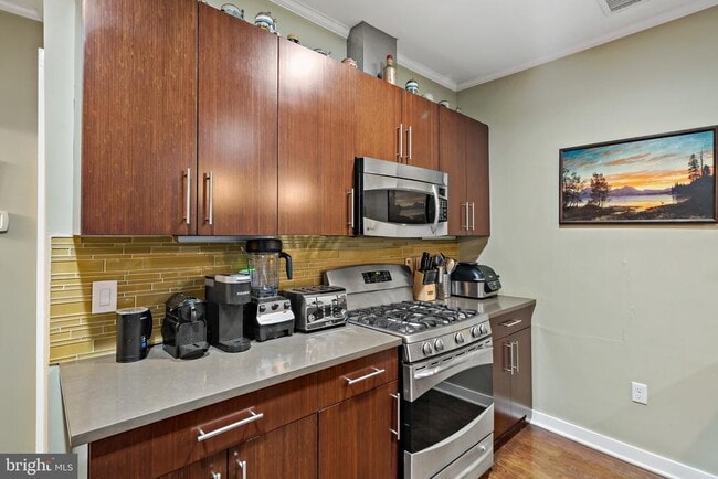 Photo - 1247 E Columbia Ave Unit 5