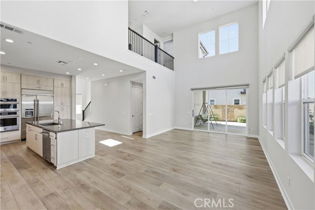 Photo - 141 Holliston