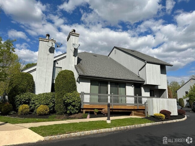 Building Photo - 46 Ironwood Ct Rental