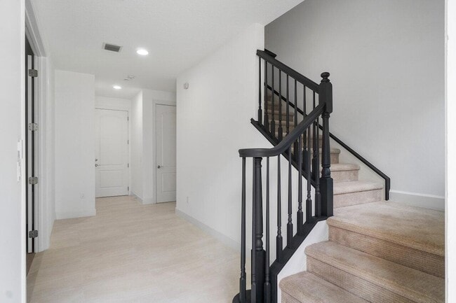 Photo - 4886 NW 16th Ave