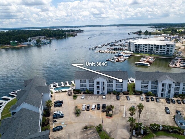 Building Photo - 168 Lake Point Blvd Unit C304 Rental
