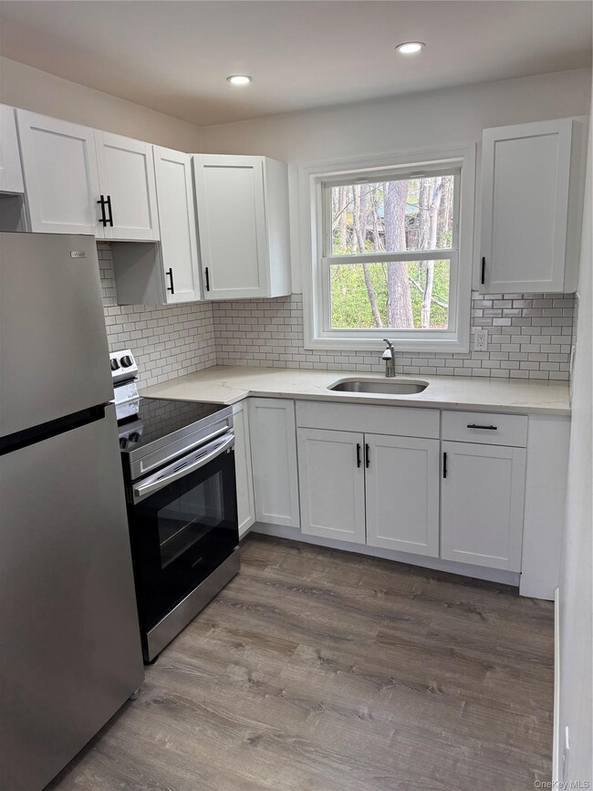 Photo - 52 Sarine Rd