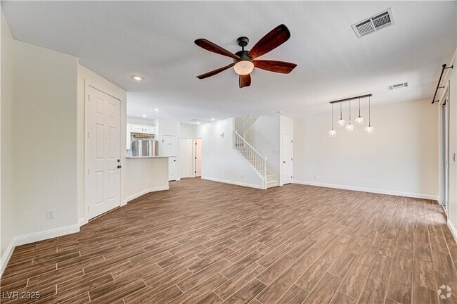 Building Photo - 25 Lone Cove Ct Rental
