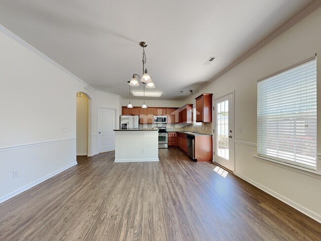 Photo - 5694 Misty Hill Cir