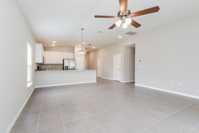 Photo - 1658 Redfin Dr