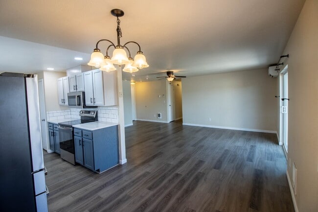 Photo - MOVE IN SPECIAL IF YOU SIGN LEASE BY 4/15/2026!!!!!!! Newly Updated 3/2 Home in SW Redmond