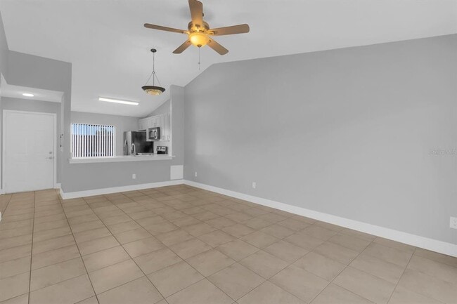 907 Park Villa Cir