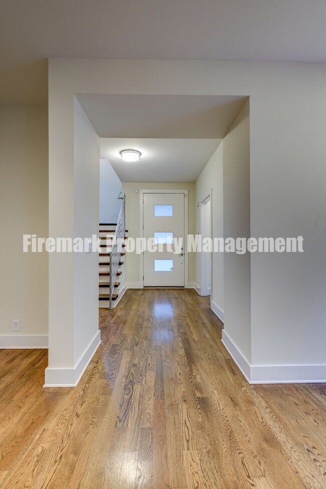 Photo - Modern 3 bedroom Home in East Nashville!!