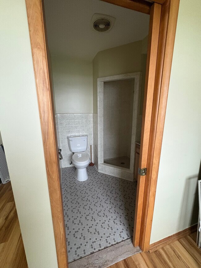 Photo - 5221 Pointe Tremble Rd