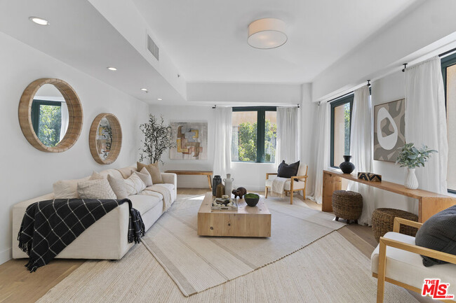 Photo - 10520 Wilshire Blvd Condo