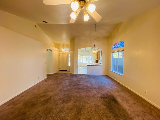 Photo - 3 Bedroom Home in Hampton Oaks