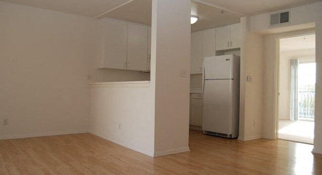 1422 - 1432 7th