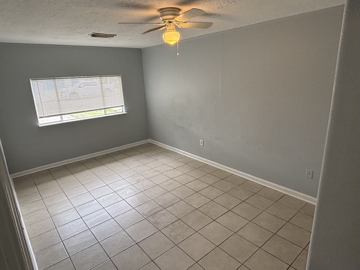 Photo - 3017 Fern St