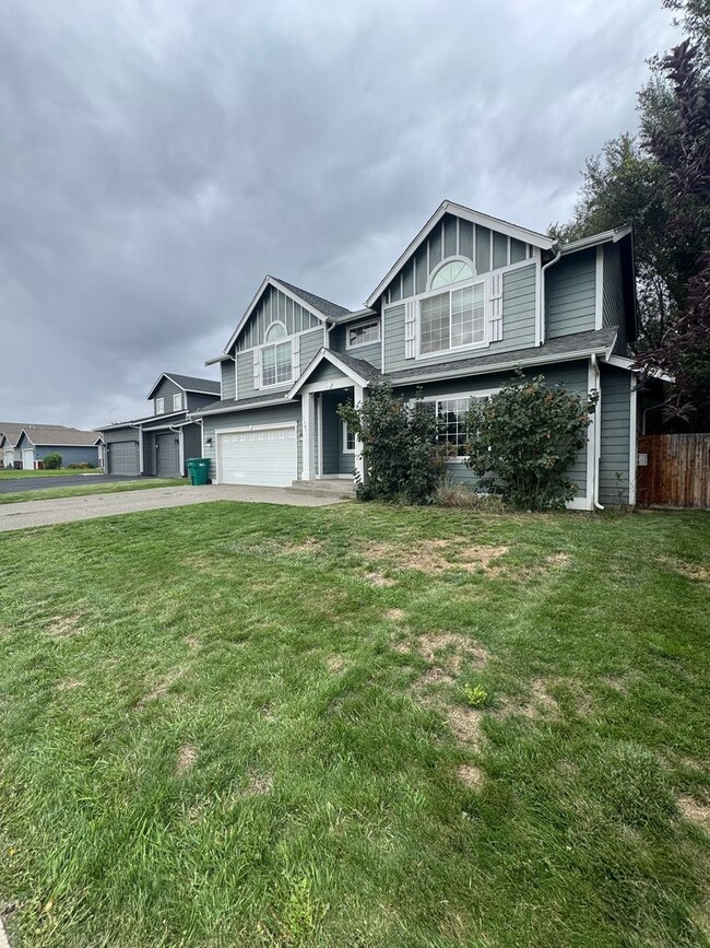 Photo - HUGE PET FRIENDLY Rental